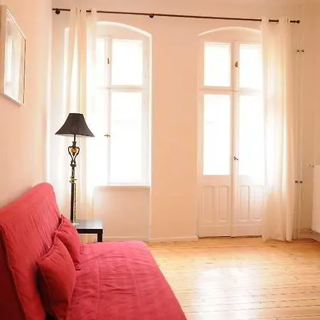 Europeapartments Bruesseler Strasse Aparthotel 3*