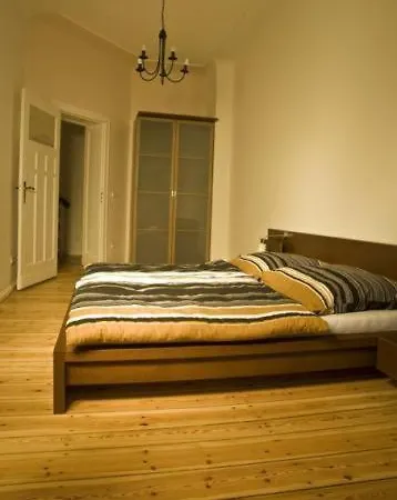 Europeapartments Bruesseler Strasse Apart Otel 3*